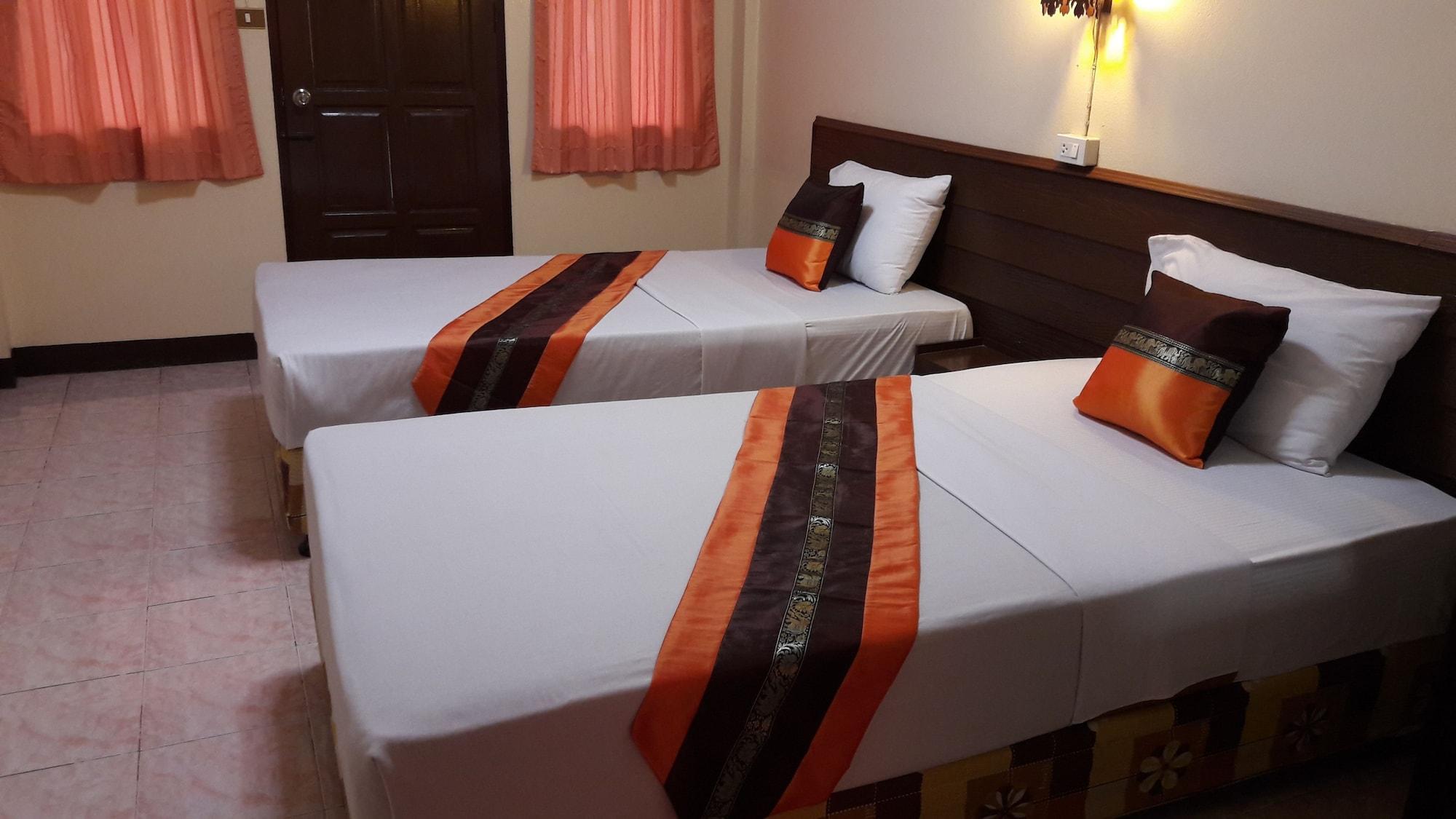 Lanna Thai Guesthouse Chiang Mai Bagian luar foto