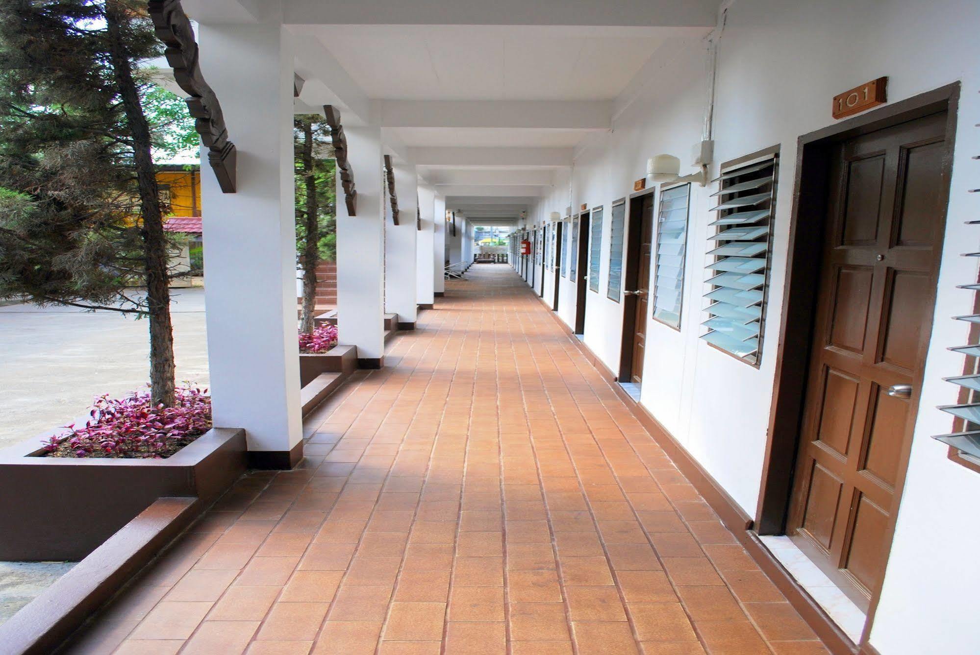 Lanna Thai Guesthouse Chiang Mai Bagian luar foto